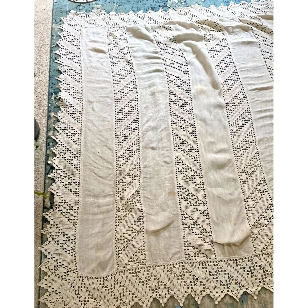 Vintage Queen Bedspread Crochet Handmade USA‎ Ecru Blanket Cottage Country 1930s